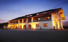 Vilstaler Hof Landgasthof & Hotel